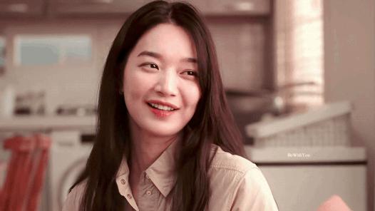 她被称韩国硬照女王，手握时尚圈顶级资源！网友：姐姐我可以