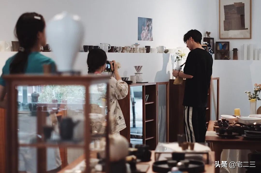 景德镇年轻人外出打工的多吗,景德镇为何成为年轻人的治愈地