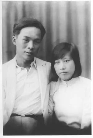 张爱玲卑微的爱情,张爱玲卑微到没有底线换不来爱情