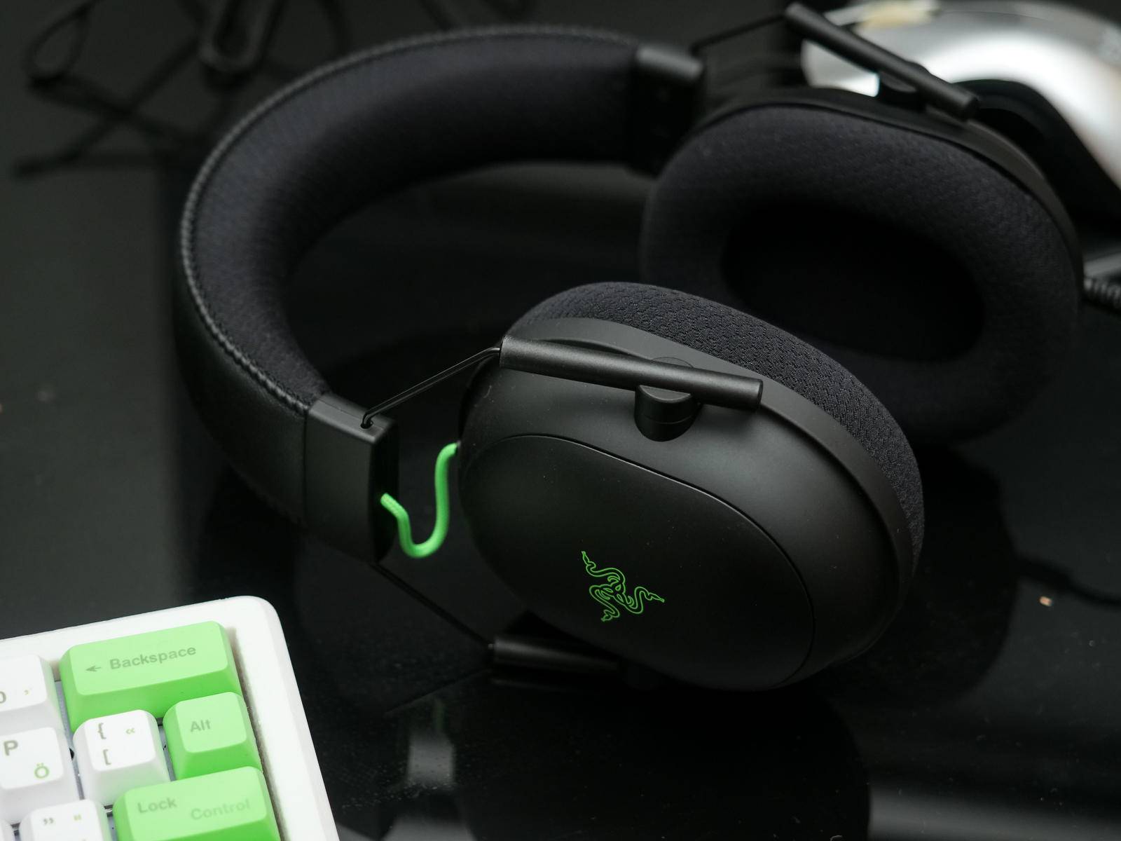 雷蛇razer旋风黑鲨v2x黑色国行,雷蛇旋风黑鲨v2专业款