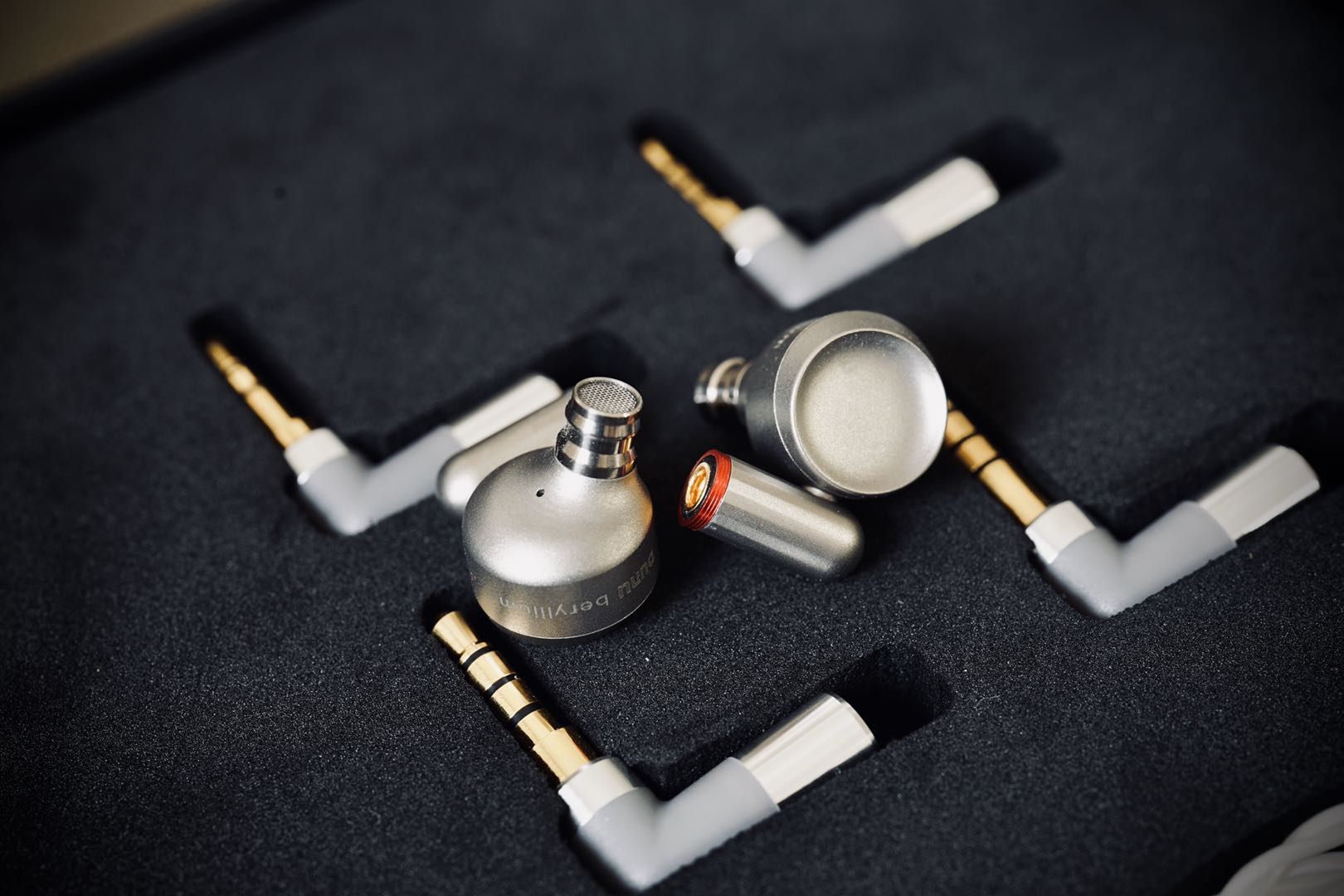 「大铍/小铍的对谈」以乌托邦与玥为例谈谈你不了解的铍振膜耳机