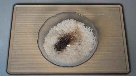 在家做“懒人饭”，有肉有菜还有饭，喷香好吃，孩子都能吃两碗