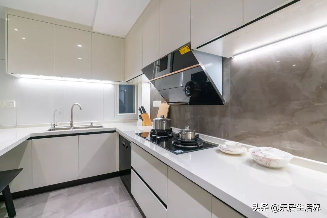 二胎妈妈太用心!89m²三室两厅里,塞下足足36m³储物空间