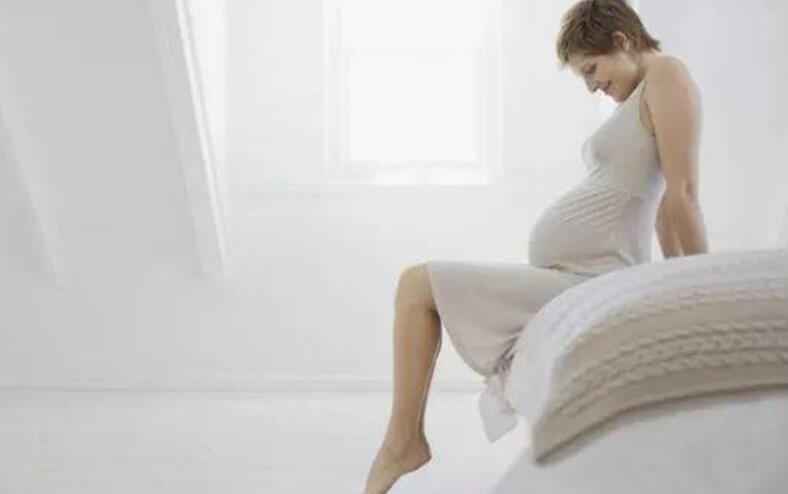 坐月子的妈妈感冒怎么办,坐月子期间妈妈感冒了挂哪个科