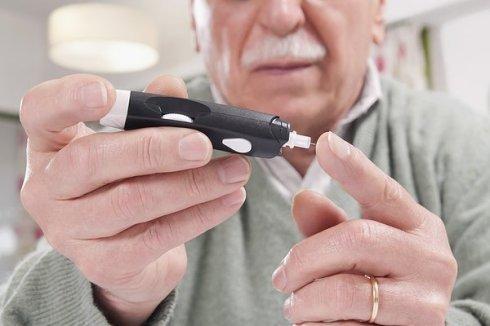 糖尿病血糖13饮食怎么注意,糖尿病靠减肥与饮食能控制血糖吗