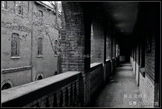 石家庄火车是什么样子的,火车怎么创造的