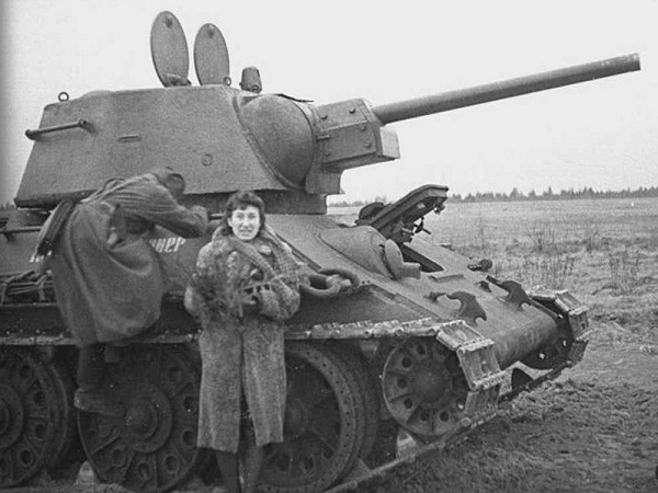 有缺陷的“美”才更真实！T34一身“荣耀”，却充满坎坷和缺陷