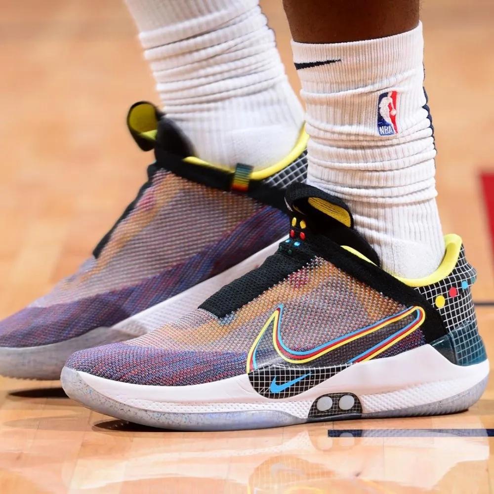 掘金勇士季后赛上脚球鞋,nba球星上脚球鞋22-23