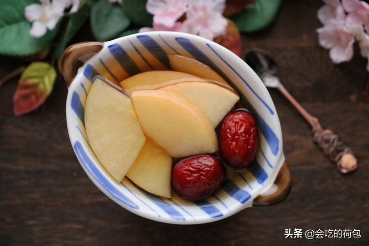 夏天要多吃这些水果,苹果家常做法简单又好吃夏天