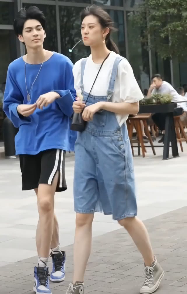 粗鞋带固定鞋舌的鞋带绑法,鞋孔只有五个的鞋带绑法