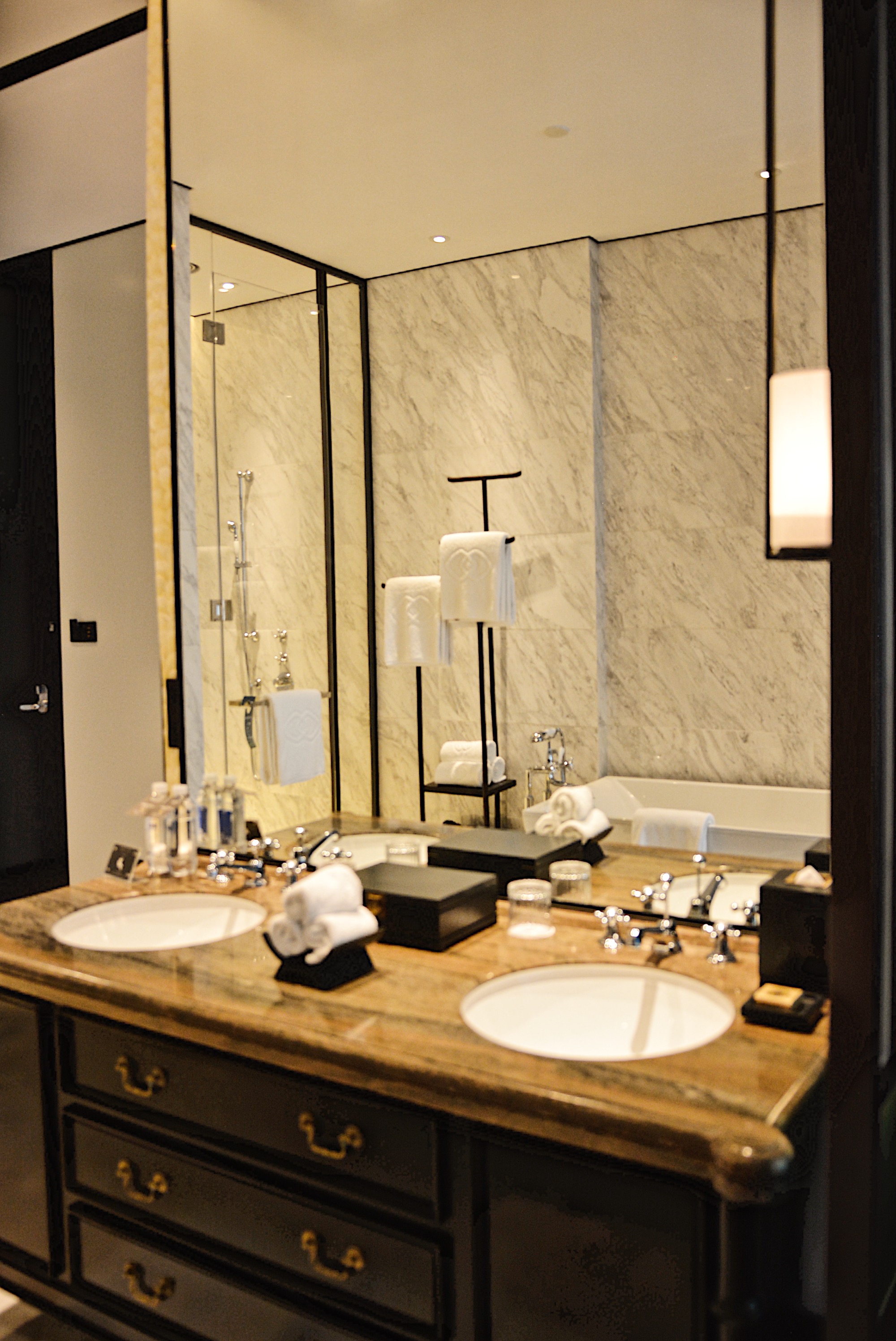 罗浮宫索菲特酒店:潮流明星、时尚网红和生活艺术家的聚集地