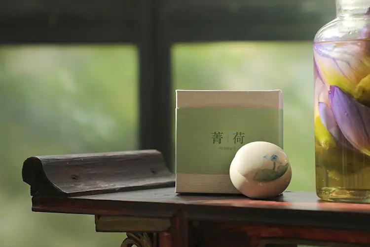 清新而优雅的香味,书香清雅入骨许你气质绝尘