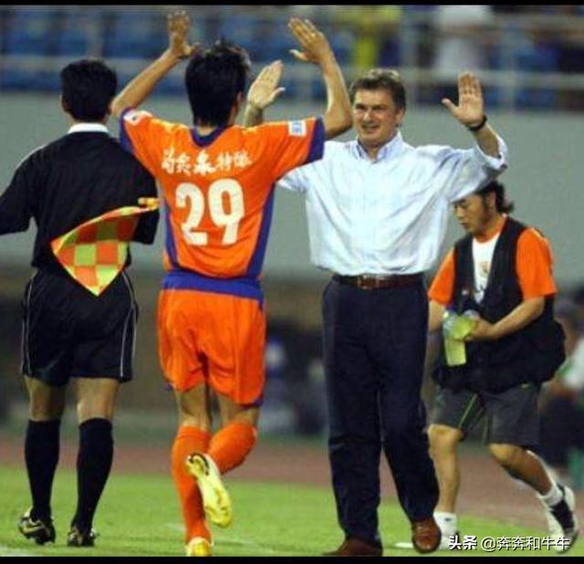 1999年带领山东鲁能泰山夺得双冠,99年鲁能泰山双冠王之路