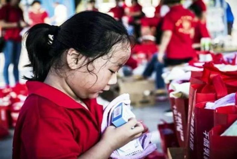 夏天孩子爱出汗怎么调理最有效,孩子一到夏天就出汗是怎么回事