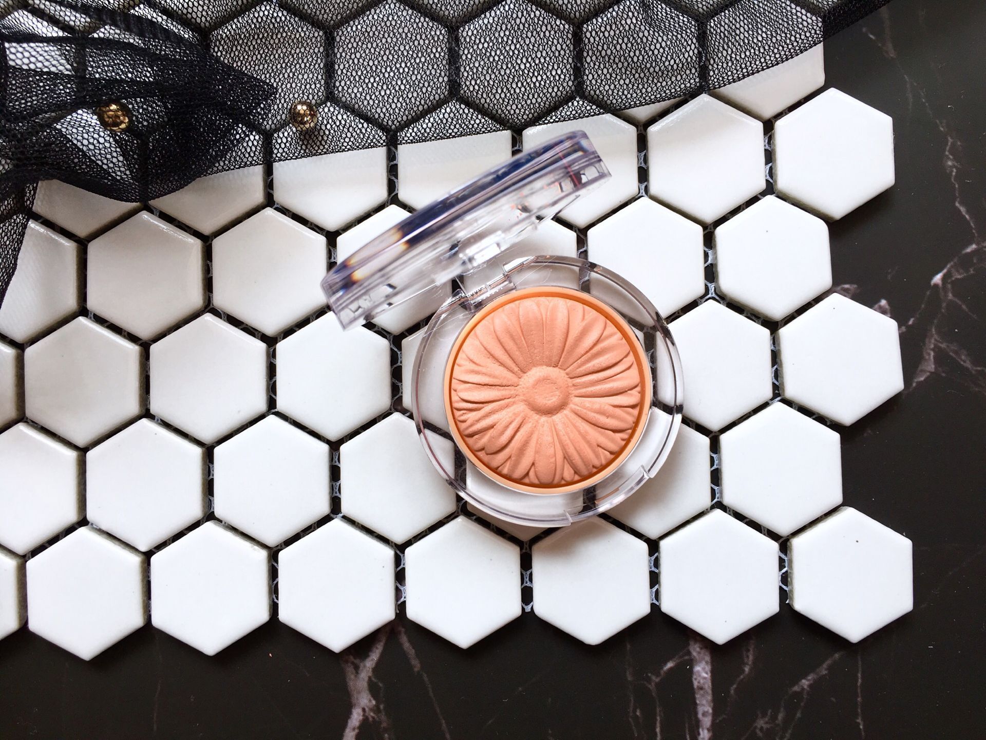 倩碧小雏菊腮红哪个颜色好看,倩碧小雏菊腮红推荐色