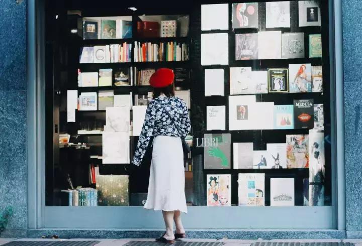 意大利秋季穿衣搭配,一周法式衣服搭配图片