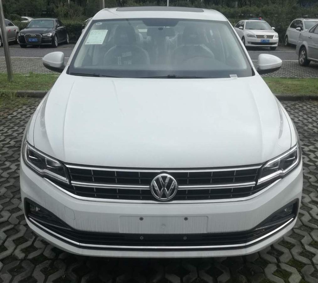 宝来小车一般1公里多少钱油费,雷凌双擎和宝来一年油费多少