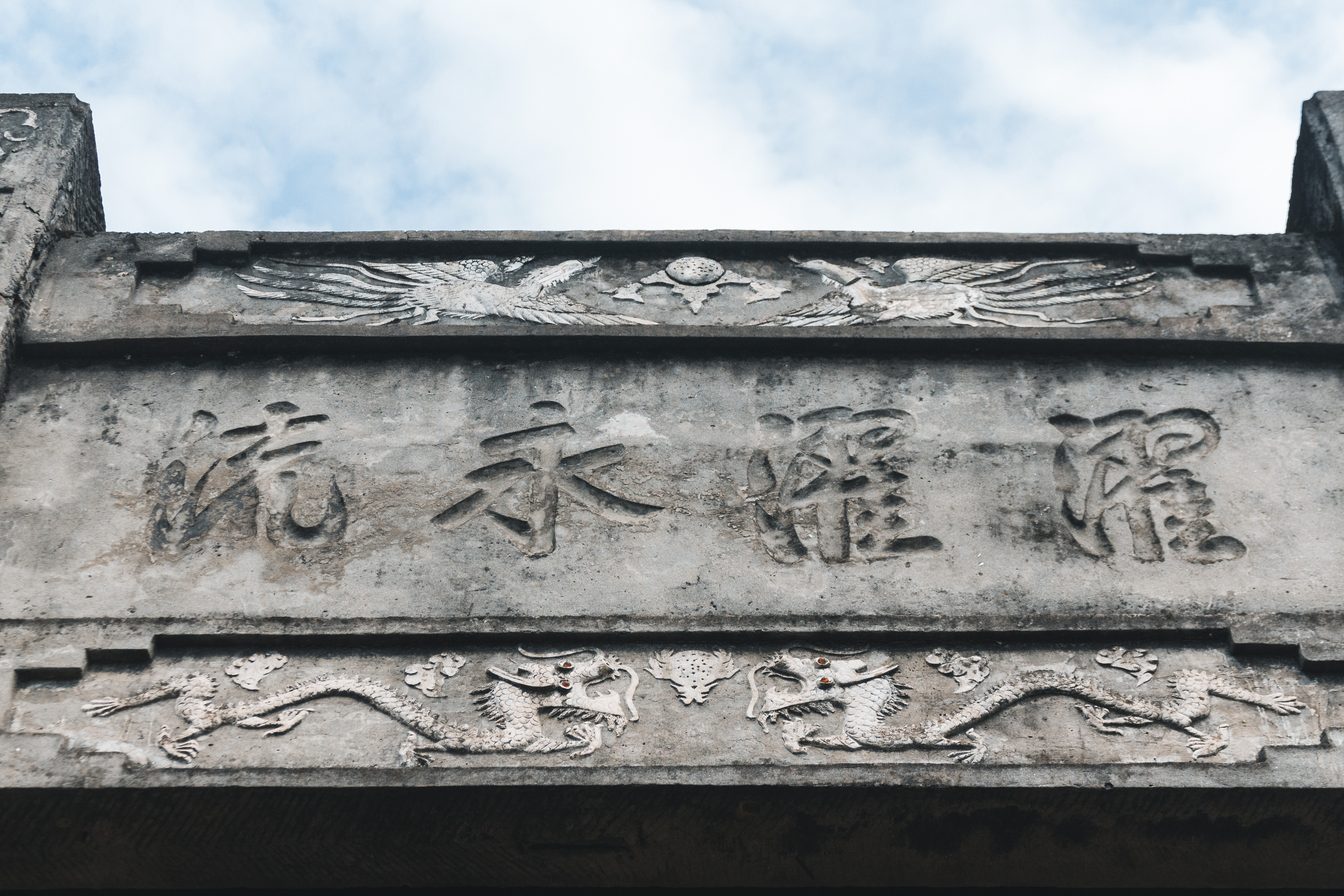 乐山除了大佛和峨眉山还有啥景区,除了峨眉山还有哪些地方