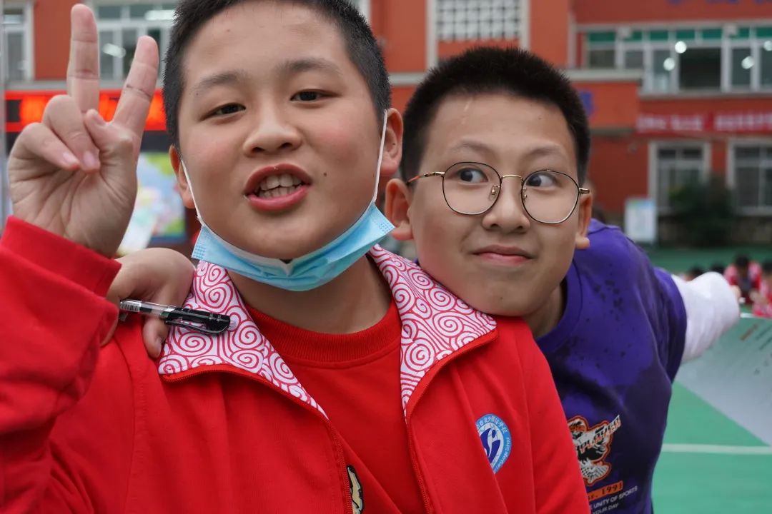 追梦，从新世纪外国语开始！小学职业规划教育，照亮孩子人生航途