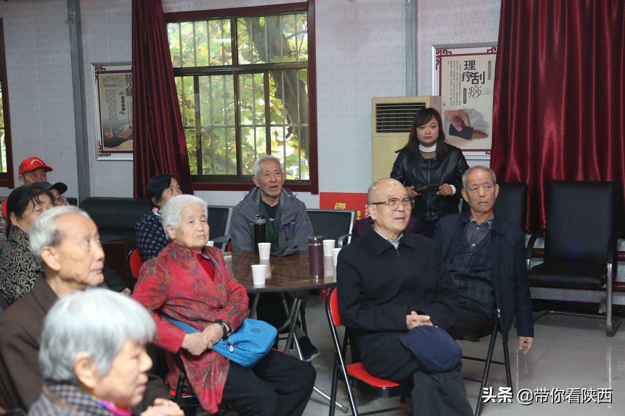 谷泽天下生态农场走进渭南市景华医养院举办重阳节爱心慰问活动