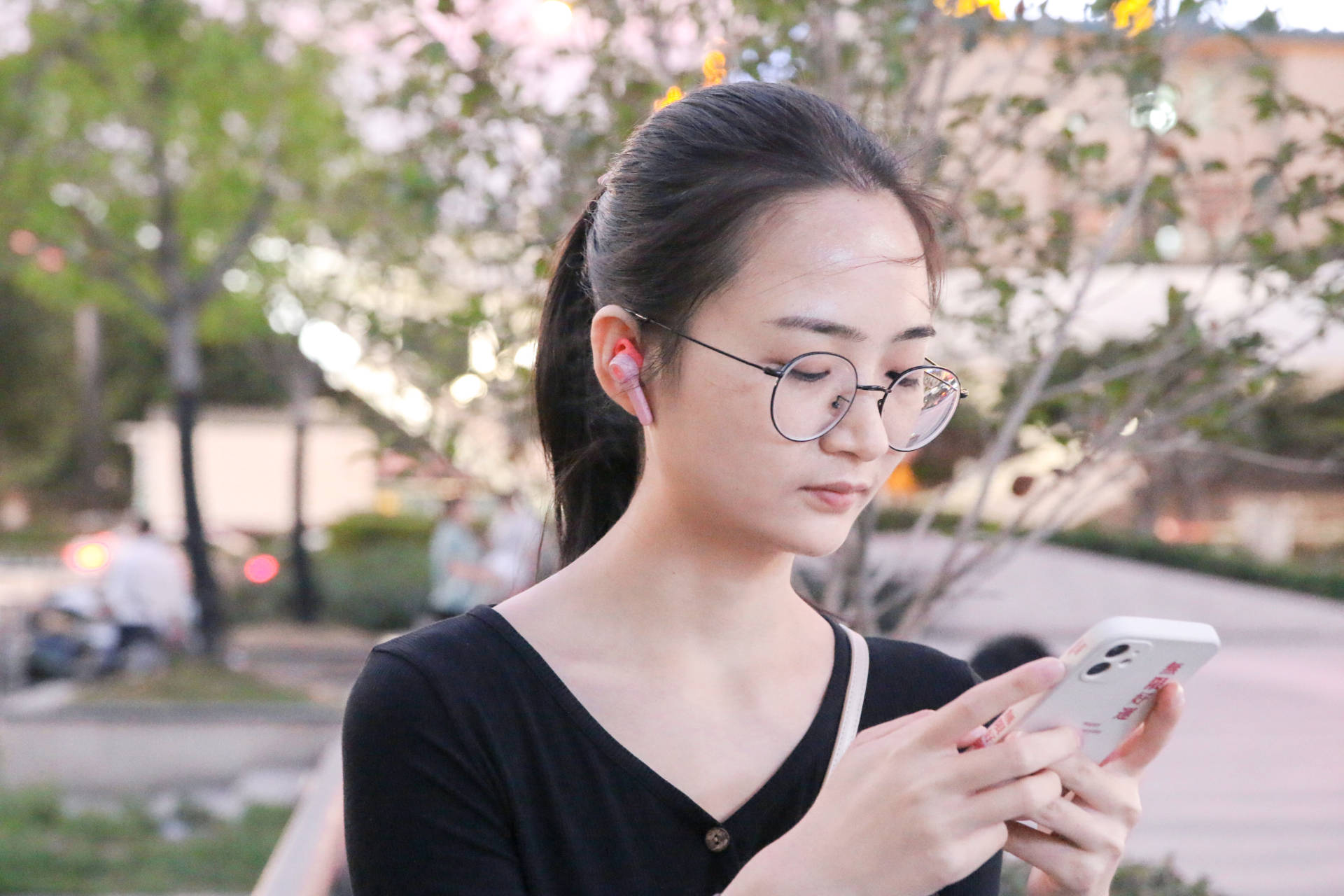 skullcandy无线蓝牙耳机测评,头戴蓝牙耳机体验评测skullcandy