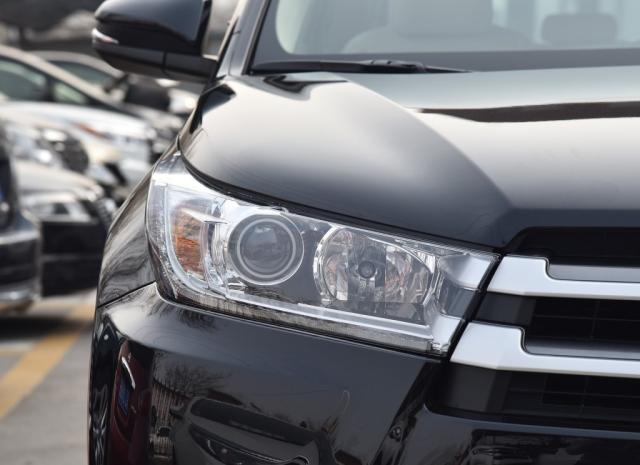 这款车，进口2.0T配6AT，适时四驱，关键不到26万