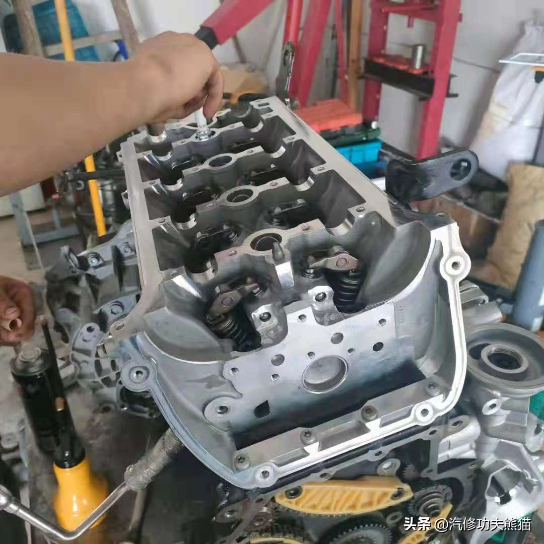 进口迈腾旅行版哪一款不烧机油,14年大众迈腾旅行版进口驾驶感受