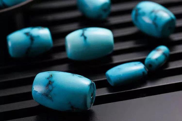 绿松石因为黄金变黑怎么办,绿松石发黑发脏怎么办