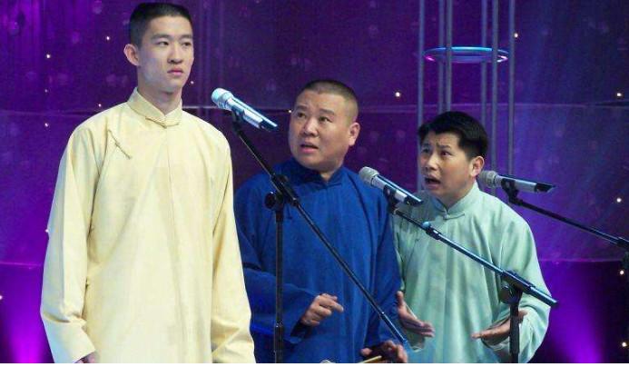 郭德纲最困难的时候曹云金离开了,曹云金背叛郭德纲后过得有多惨