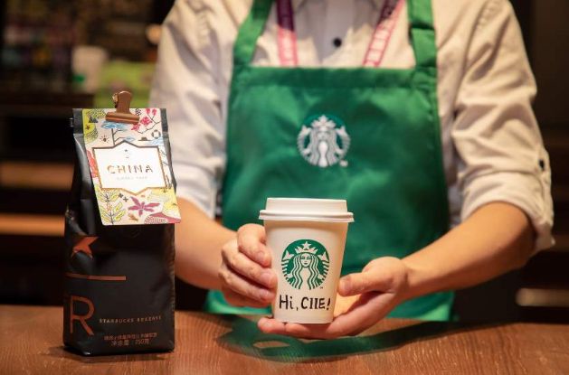 去星巴克喝甜咖啡要点什么,星巴克咖啡加糖还是加奶