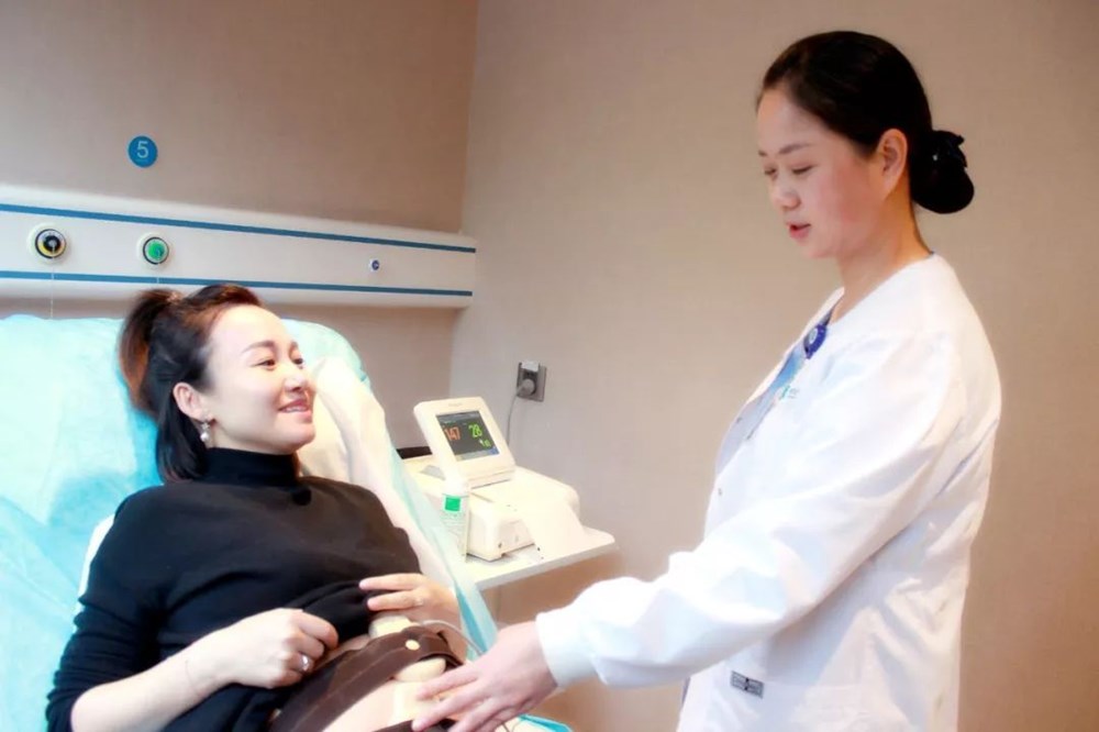 马丽产后首次亮相,马丽自曝产后烦恼和尴尬