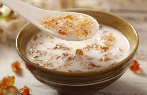 送女朋友的礼物送什么最合适呢,送女朋友礼物送什么样的比较好