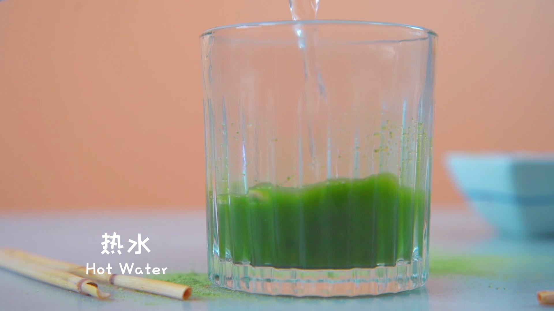 抹茶拿铁，学会之后就再也没去过奶茶店