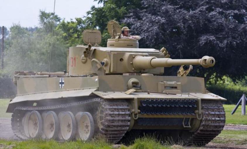 二战德国虎式坦克实用性,二战时期的虎式坦克有多厉害