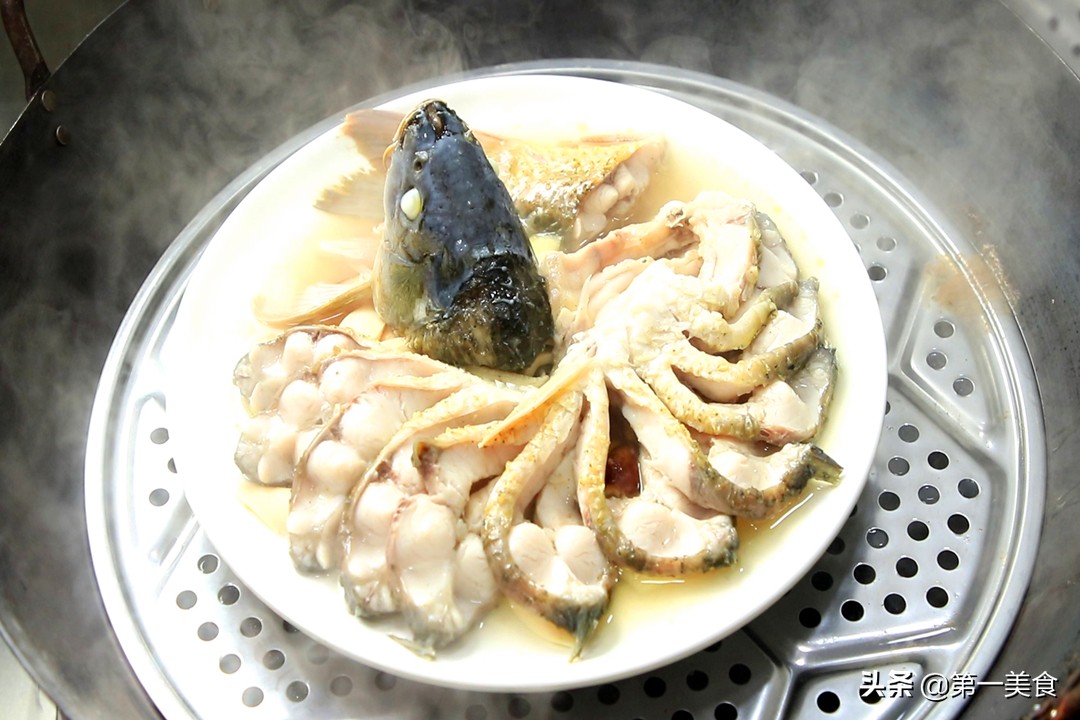 这鱼，以前价格高过牛羊肉，现在7块一斤买家少，蒸一蒸滑嫩滋补