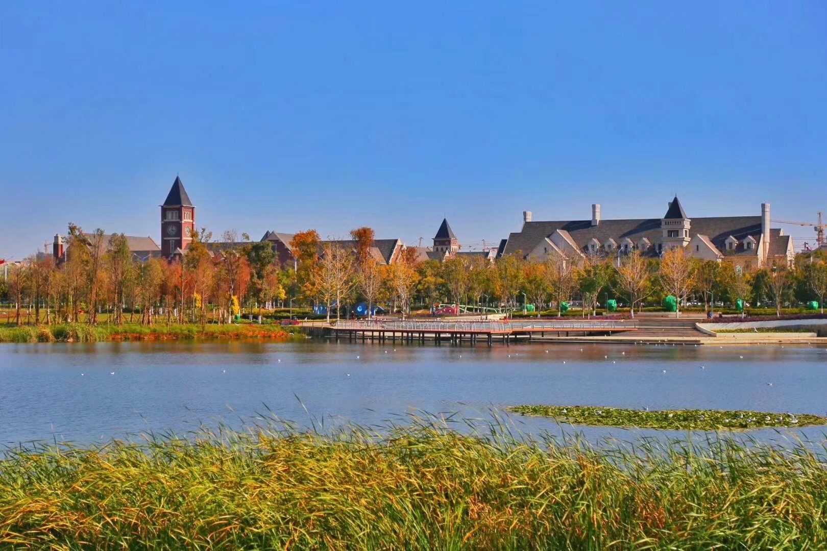 昆明主城区8万一个车位,昆明楼盘车位价格