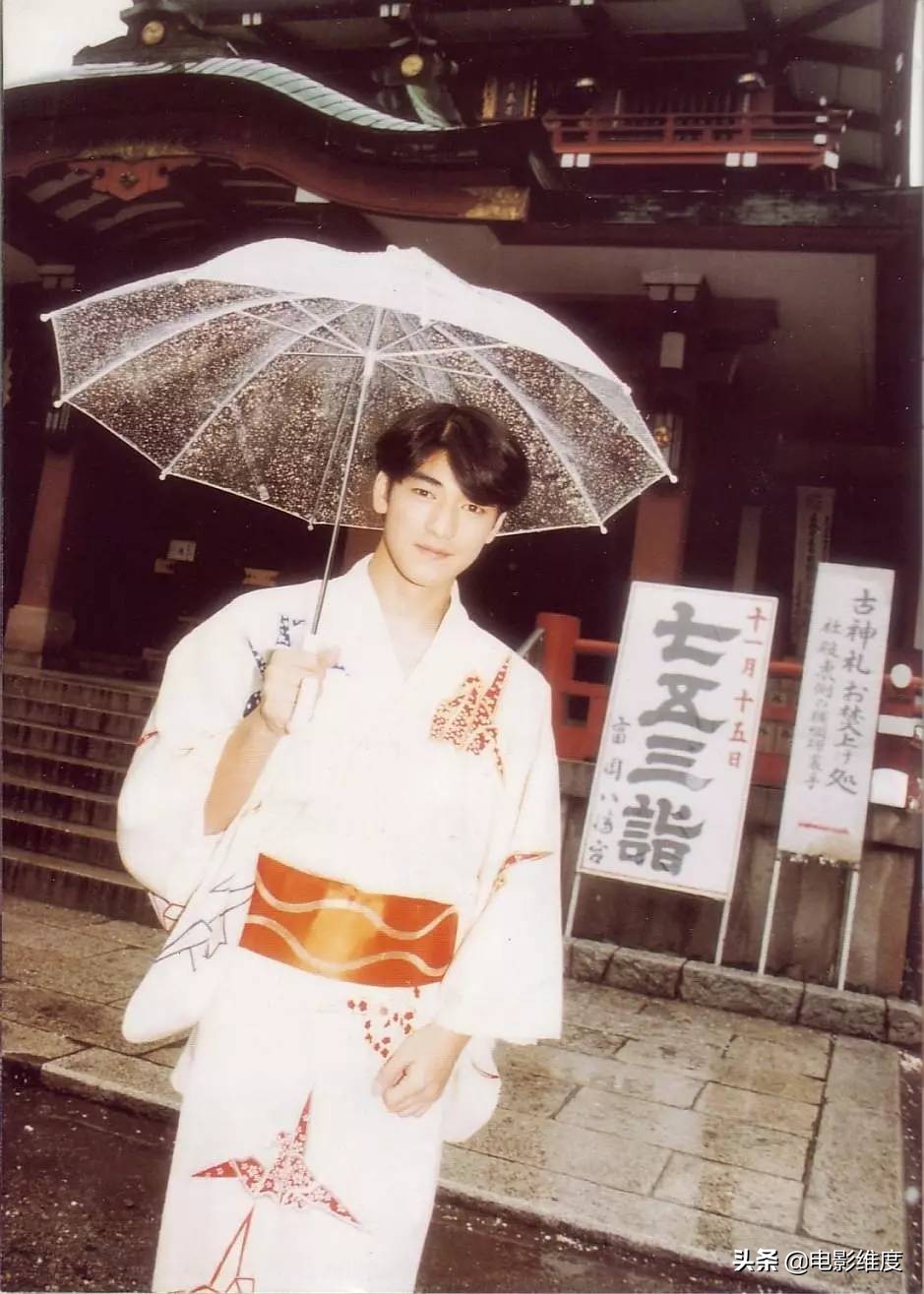 金城武20岁到47岁颜值,金城武20岁最帅的照片图文