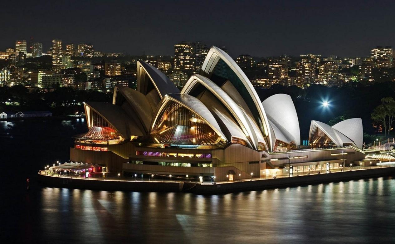 世界十大标志性建筑,除了巴黎圣母院,一座座都是人类的建筑巅峰