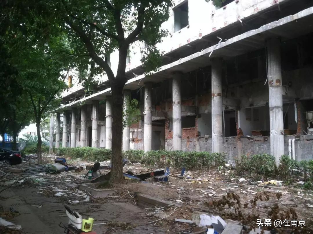 地下车位被拍卖,地下商业项目惨遭拍卖