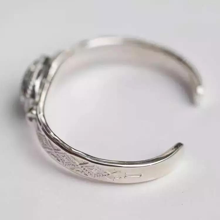 缁嗘墜鑵曚拱涓嶅埌閫傚悎鐨勮〃,濂借〃渚垮疁