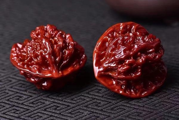 文玩核桃官帽和狮子头区别,文玩核桃官帽与狮子头区别