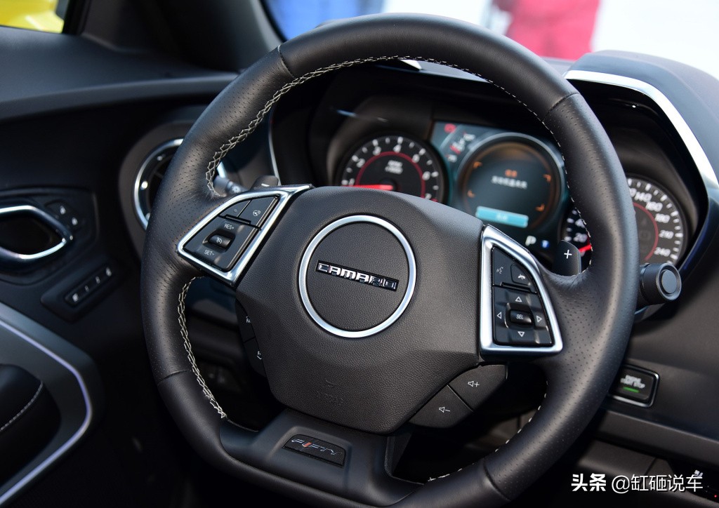 跑车30万的车,跑车30多万双门四座