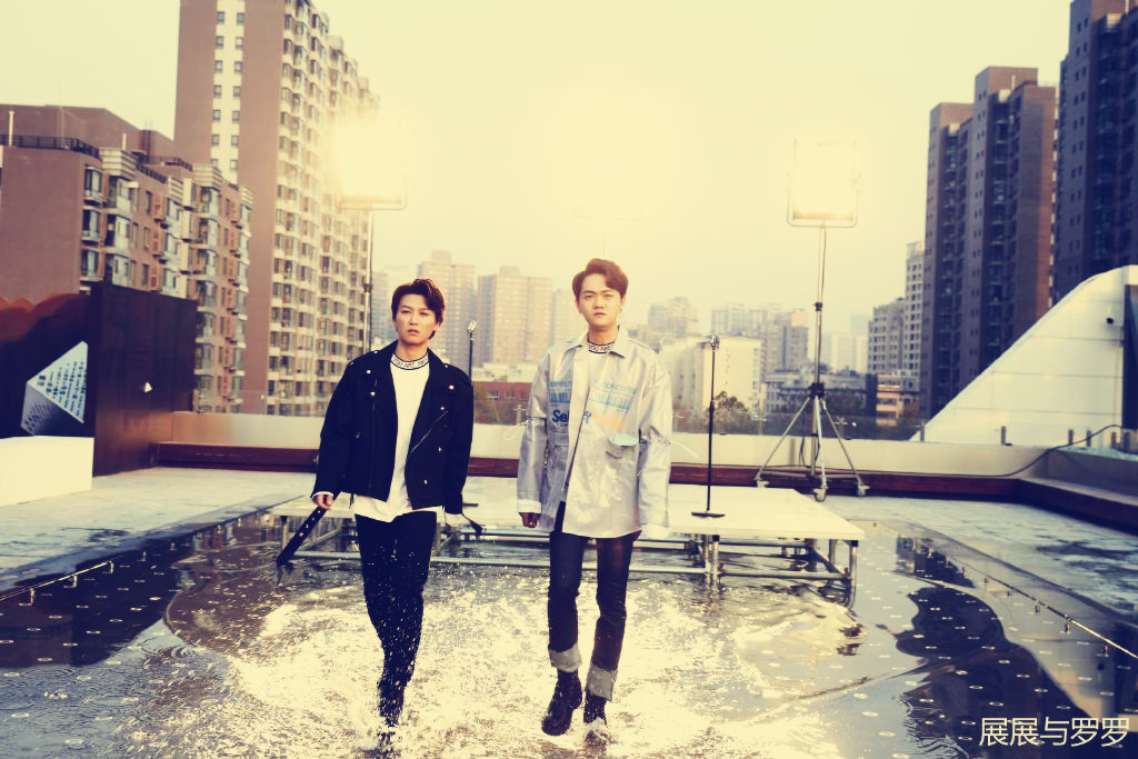 展展和罗罗现在还创作歌吗,展展与罗罗2018最火的歌