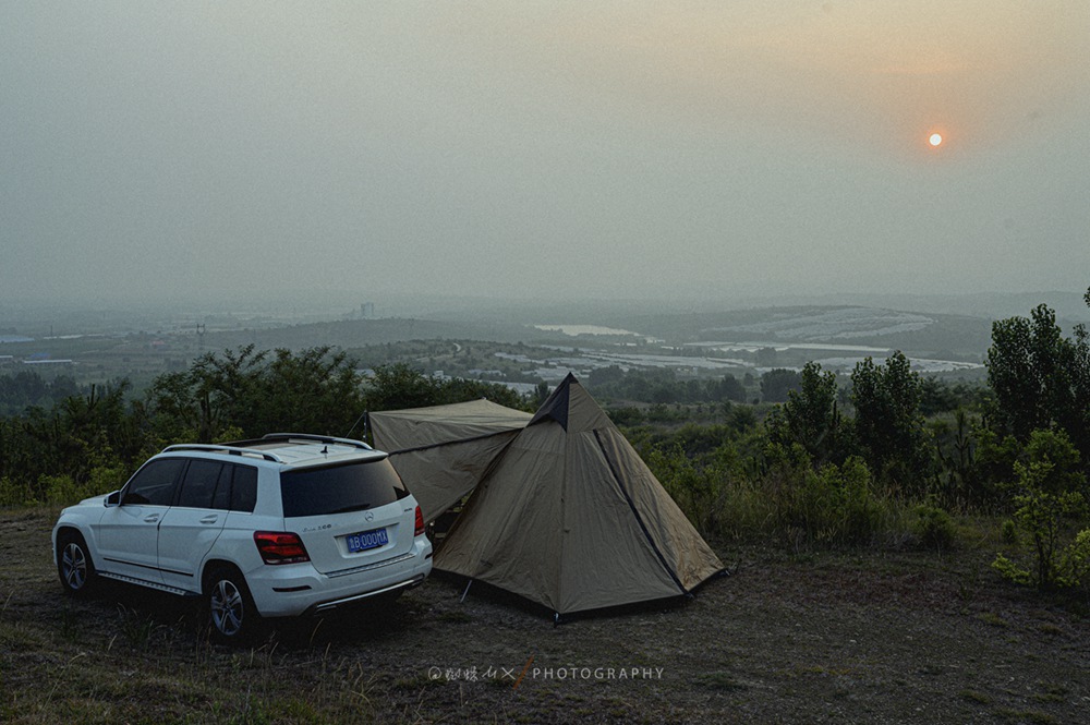 奔驰glk3003.0自然吸气雪地测试,glk300露营
