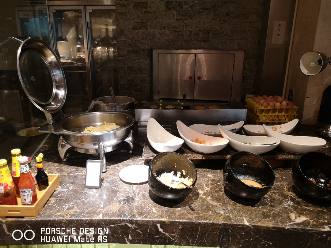 南京下关滨江希尔顿,南京世茂滨江希尔顿酒店电话号码