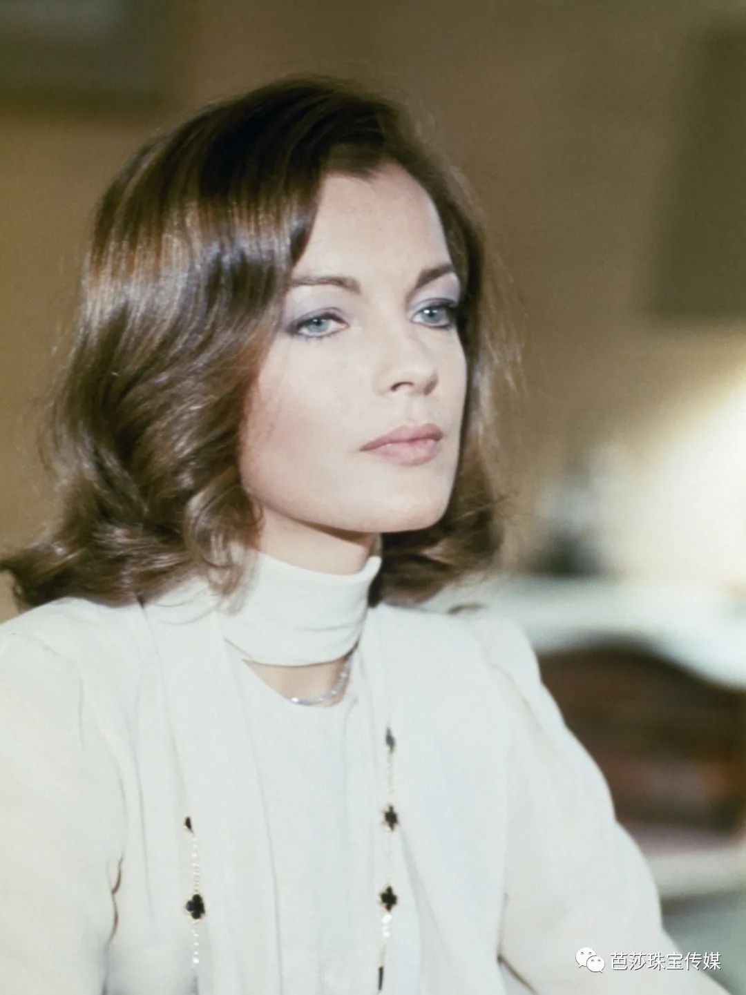 撞衫撞物尴尬瞬间,撞衫撞鞋子有点尴尬