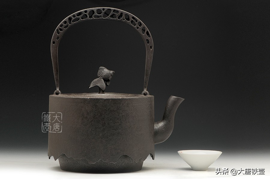 国产铁壶与日本铁壶,如何鉴别日本铁壶优劣
