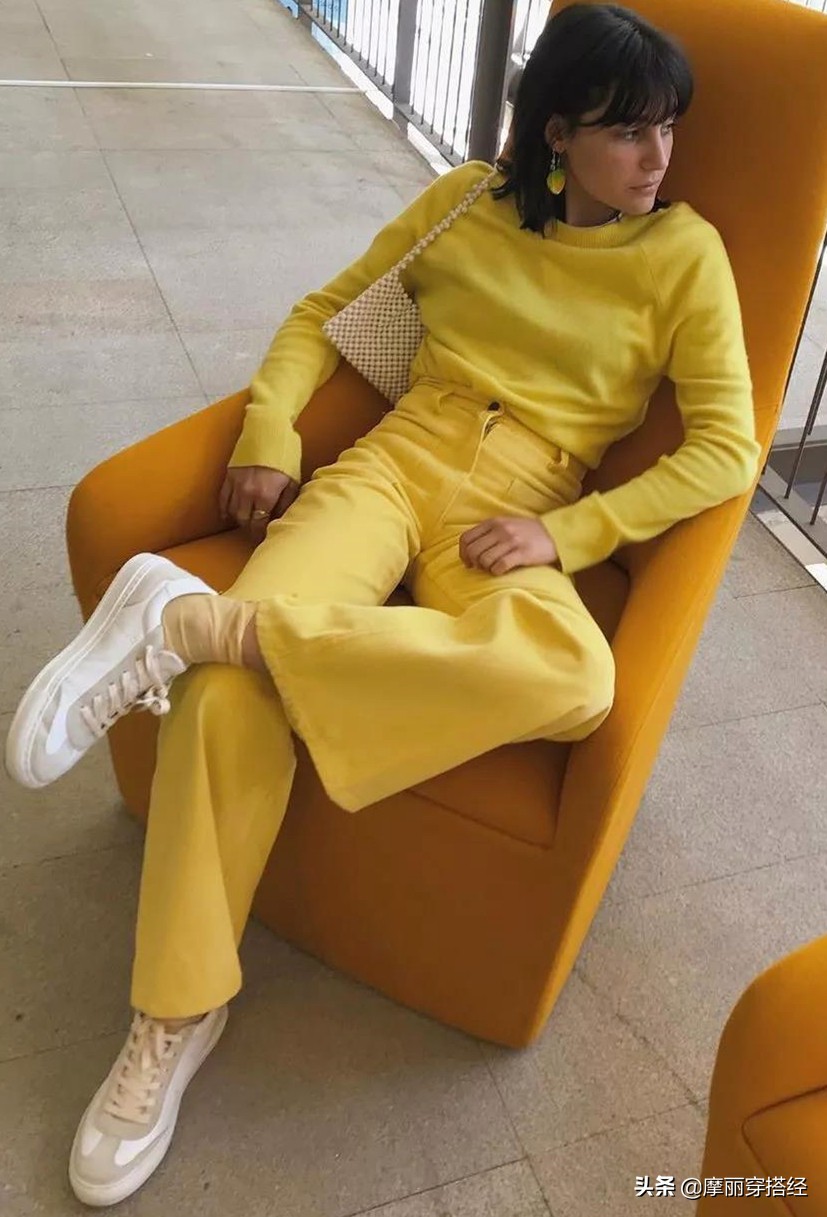 小白鞋不够靓?这4款裤子来加盟,打造“最强”的时尚阵容