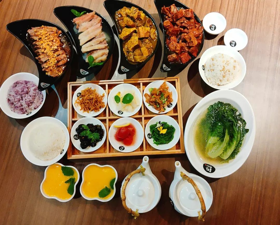 人气美食牛腩上海,清汤牛腩上海