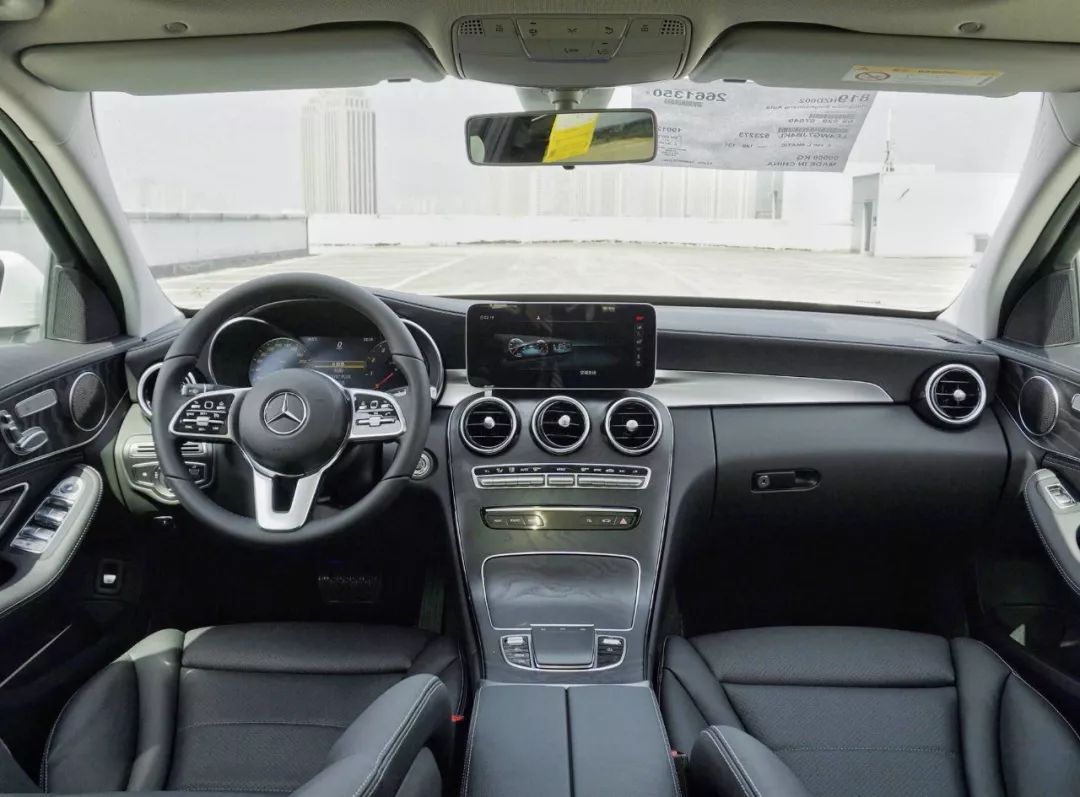 奔驰glccoupe2021款对比宝马x4,奔驰e300l宝马530li奥迪a6l怎么选